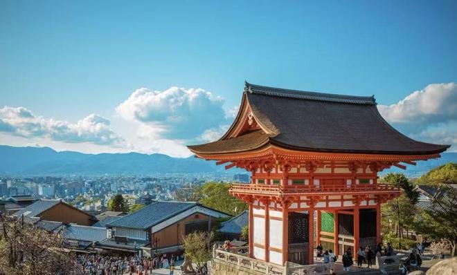 AI炒股机器人法律分析_量化交易软件要多少钱_非法经营罪证券投资咨询辩护