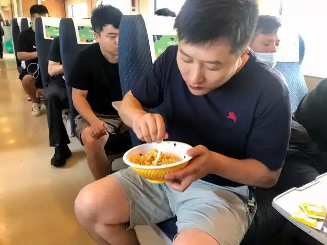 荐股诈骗团伙_股票配资被骗了怎么办_虚假炒股平台诈骗